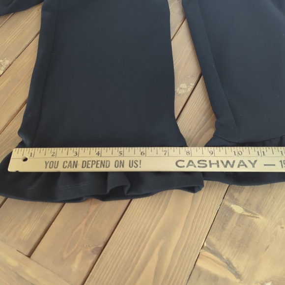 Michael Kors NWT Black Ruffle-Hem Capris Pants XS - Picture 9 of 11